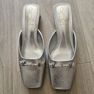 Sam Edelman Silver Square Toe Flats 6
